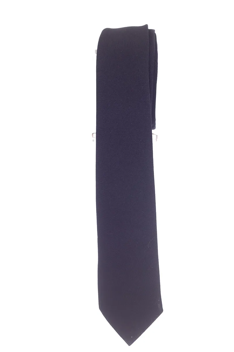 ACCESORIO COLOR NEGRO  GLORIANY