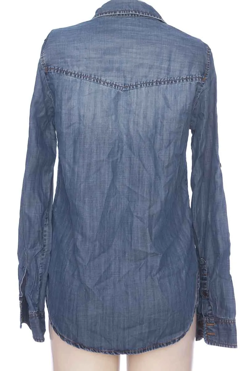 BLUSA COLOR AZUL  ARKITECT