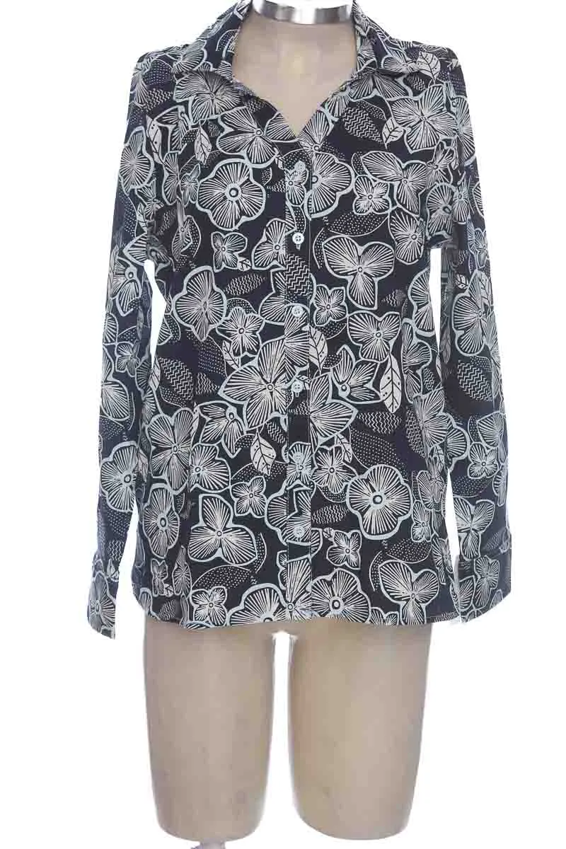 BLUSA COLOR NEGRO  BLUSS