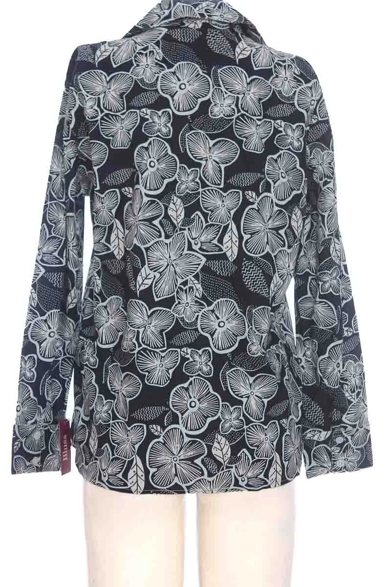 BLUSA COLOR NEGRO  BLUSS