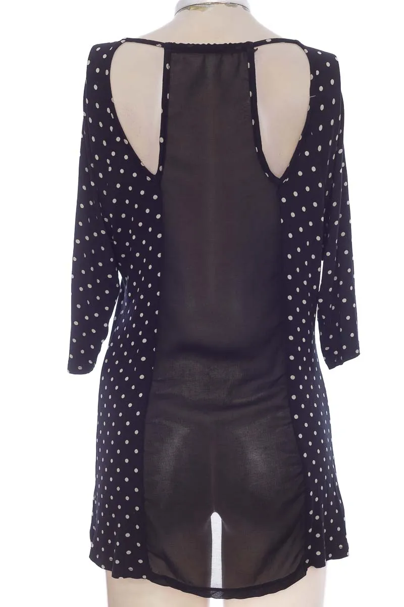 BLUSA COLOR NEGRO  LEONISA