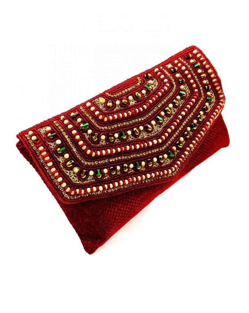 BOLSOS DE FIESTA ROJOS CON VISTOSA SOLAPA JOYA DE PEDRERIA