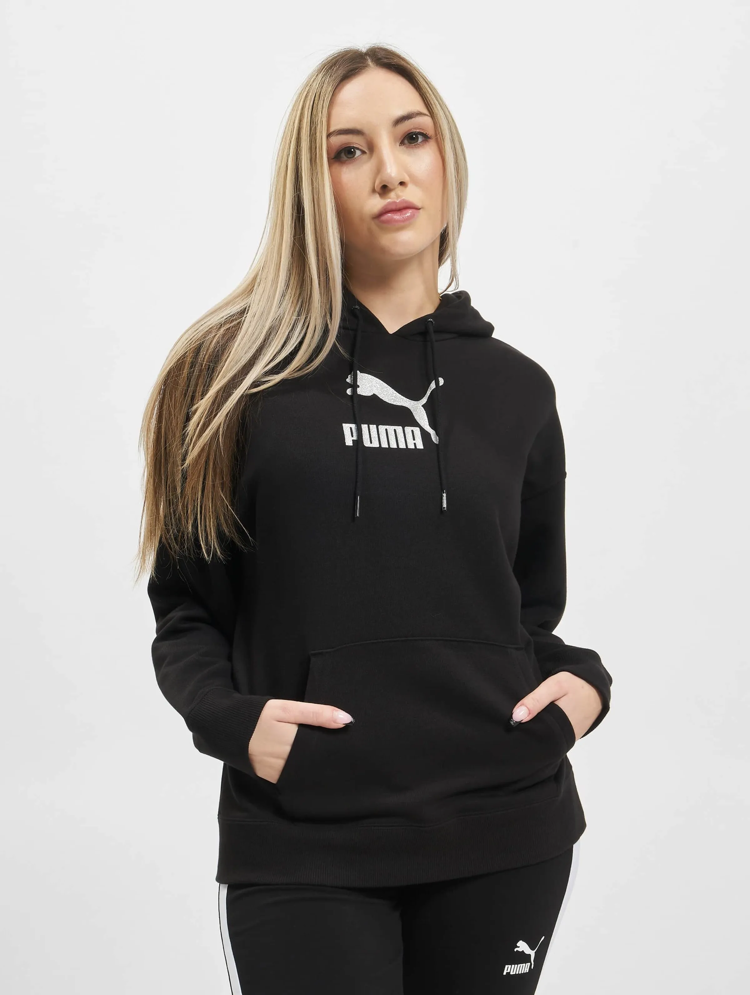 Brand Love Metallic Logo