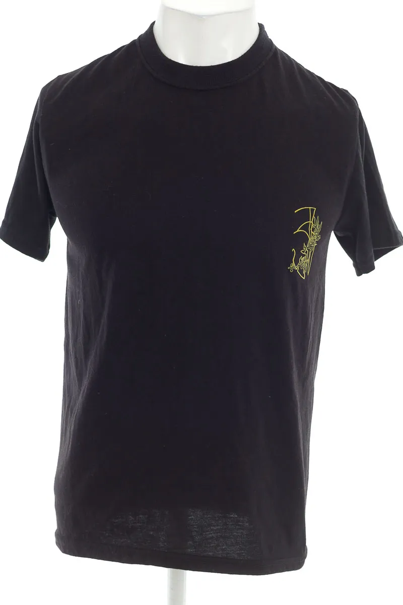 CAMISETA COLOR NEGRO  CLOSEANDO