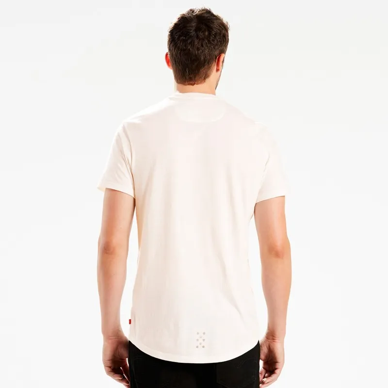 CAMISETA LEVI'S® COMMUTER DROP HEM TEE NYC