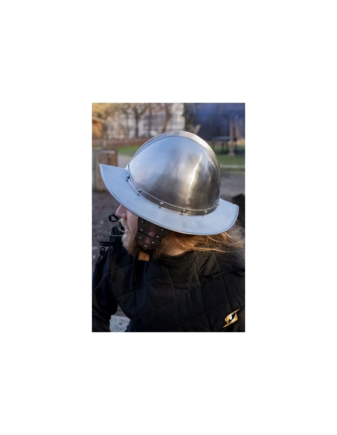 Casco Morrión de la serie Soberana Epic Armoury, acabado pulido