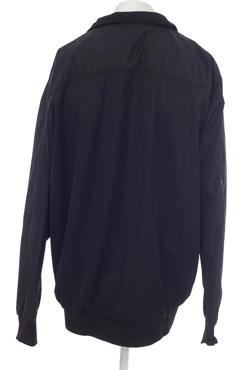 CHAQUETA COLOR NEGRO  CLASSICS