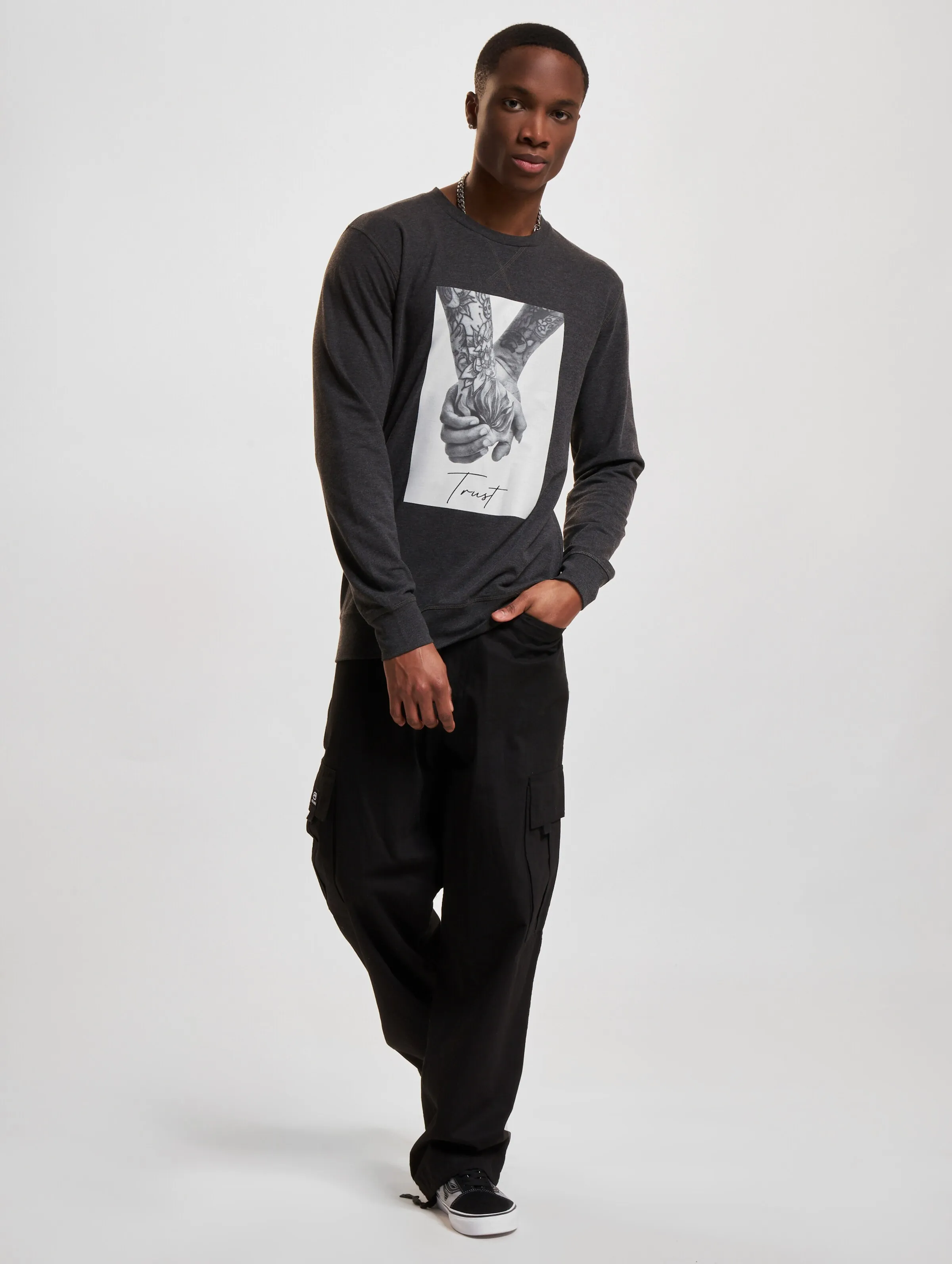 Mister Tee Trust 2.0 Crewneck