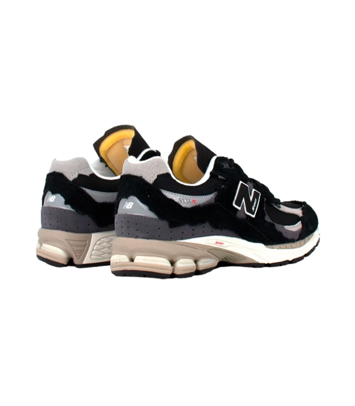 NEW BALANCE   ZAPATILLAS PARA HOMBRE NEGRA M2002RDC1