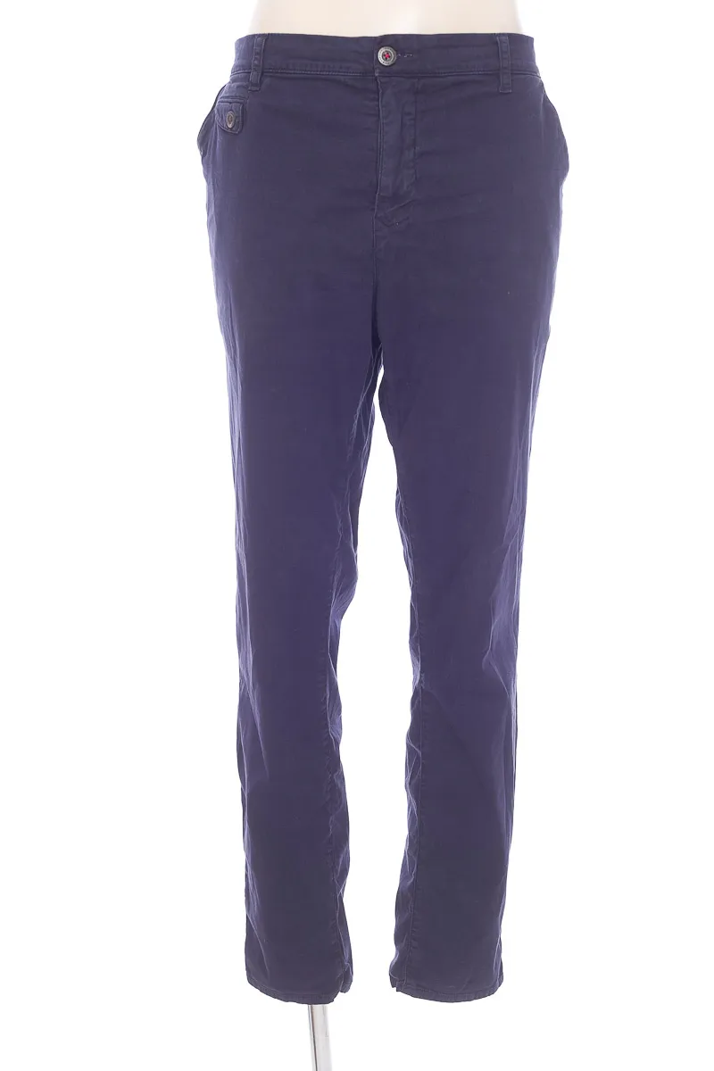 PANTALóN COLOR AZUL  CHEVIGNON
