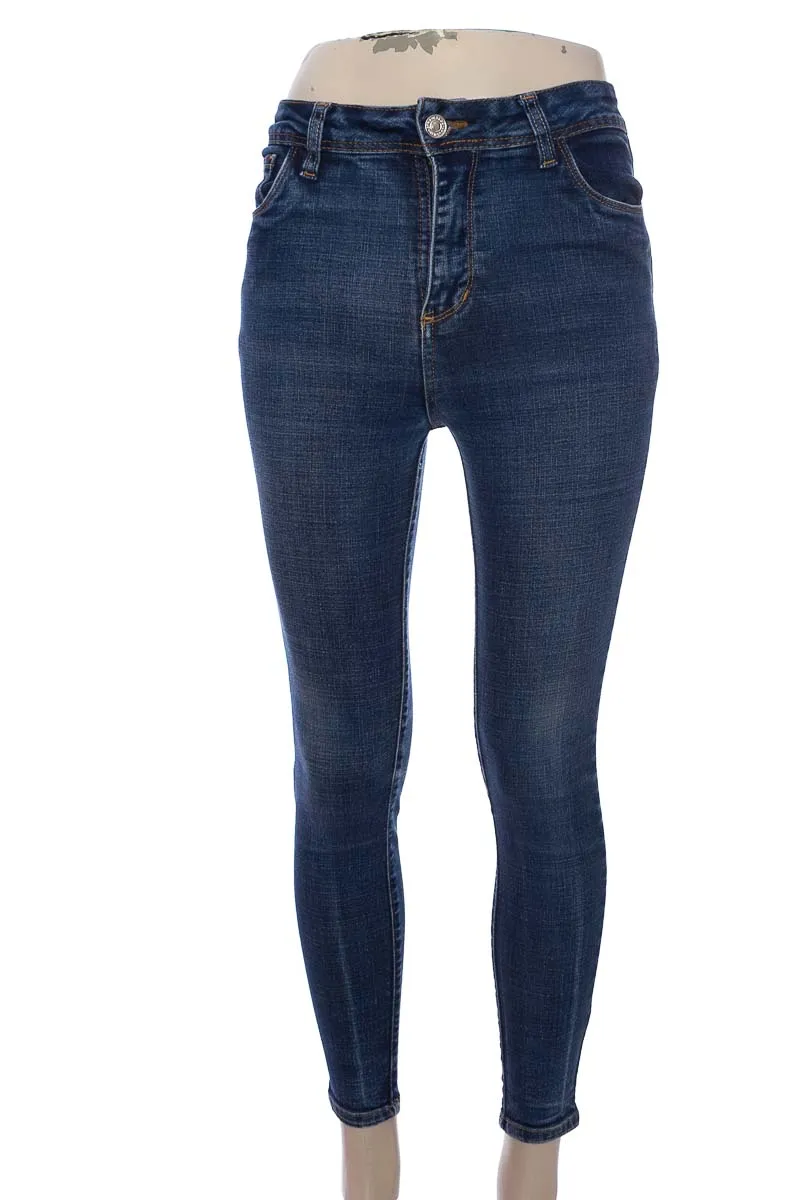 PANTALóN COLOR AZUL  LEVIS