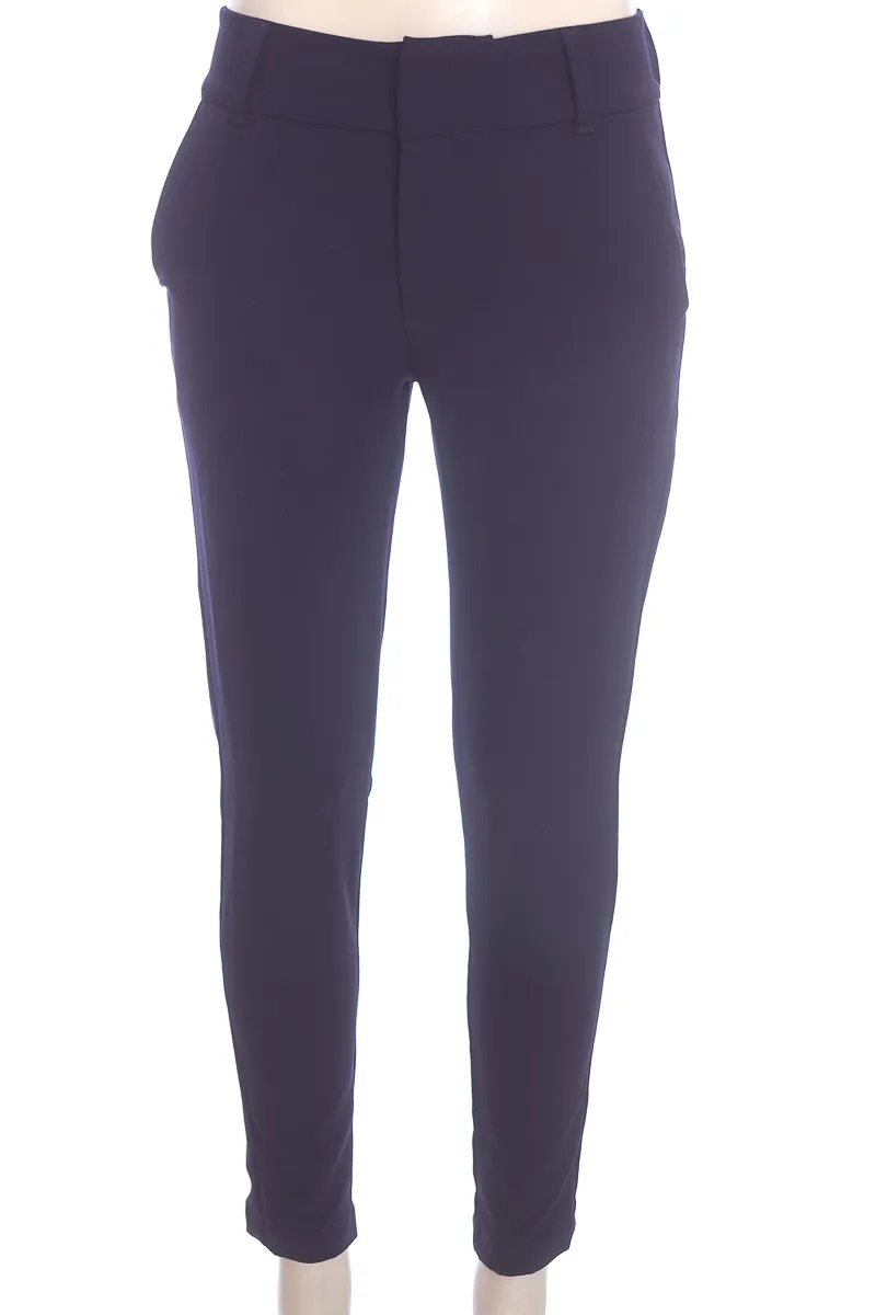 PANTALóN COLOR AZUL  RAGGED