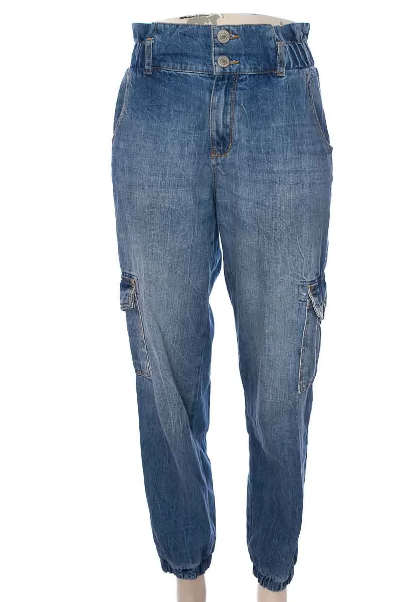 PANTALóN COLOR AZUL  STUDIO F