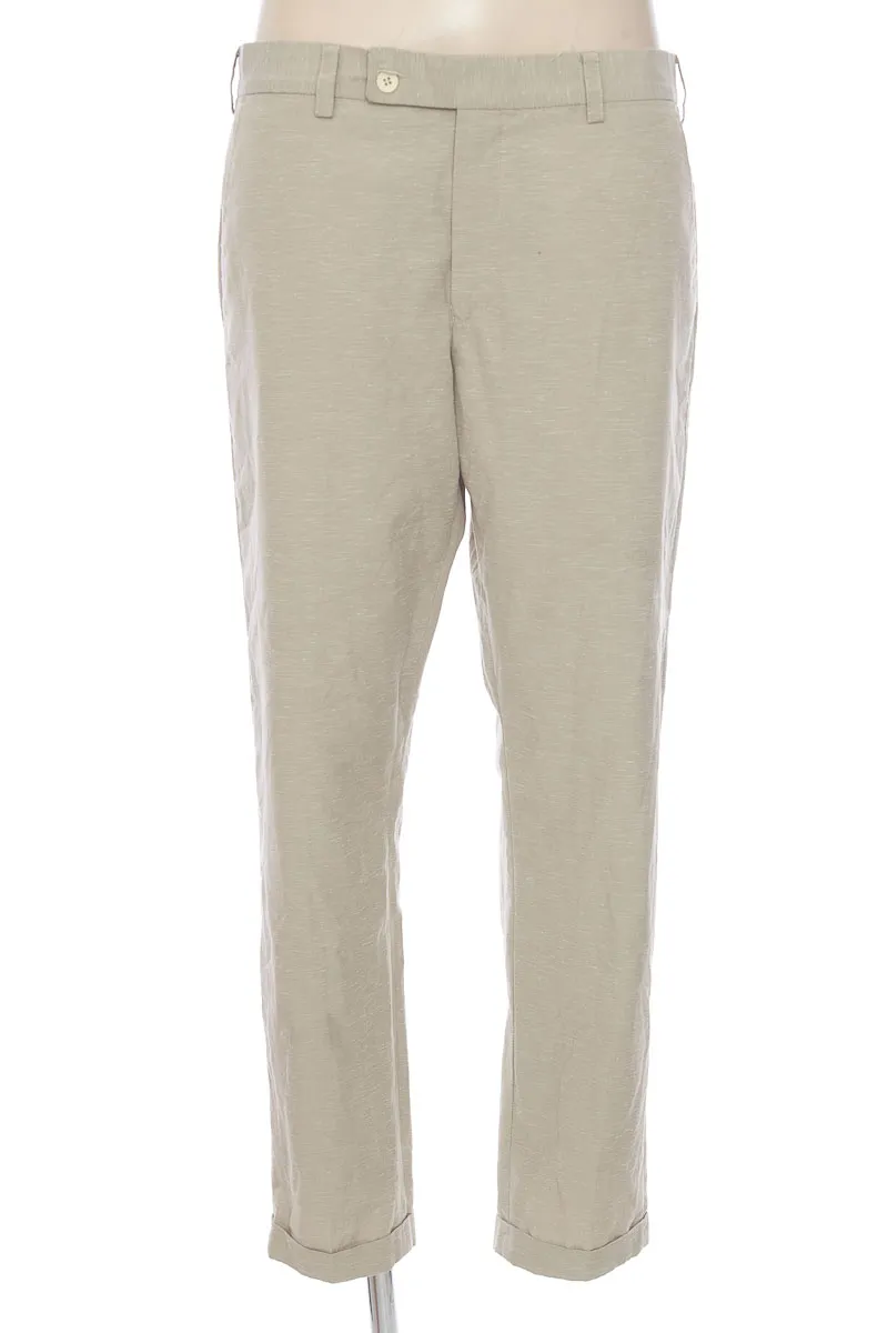 PANTALóN COLOR BEIGE  CLOSEANDO