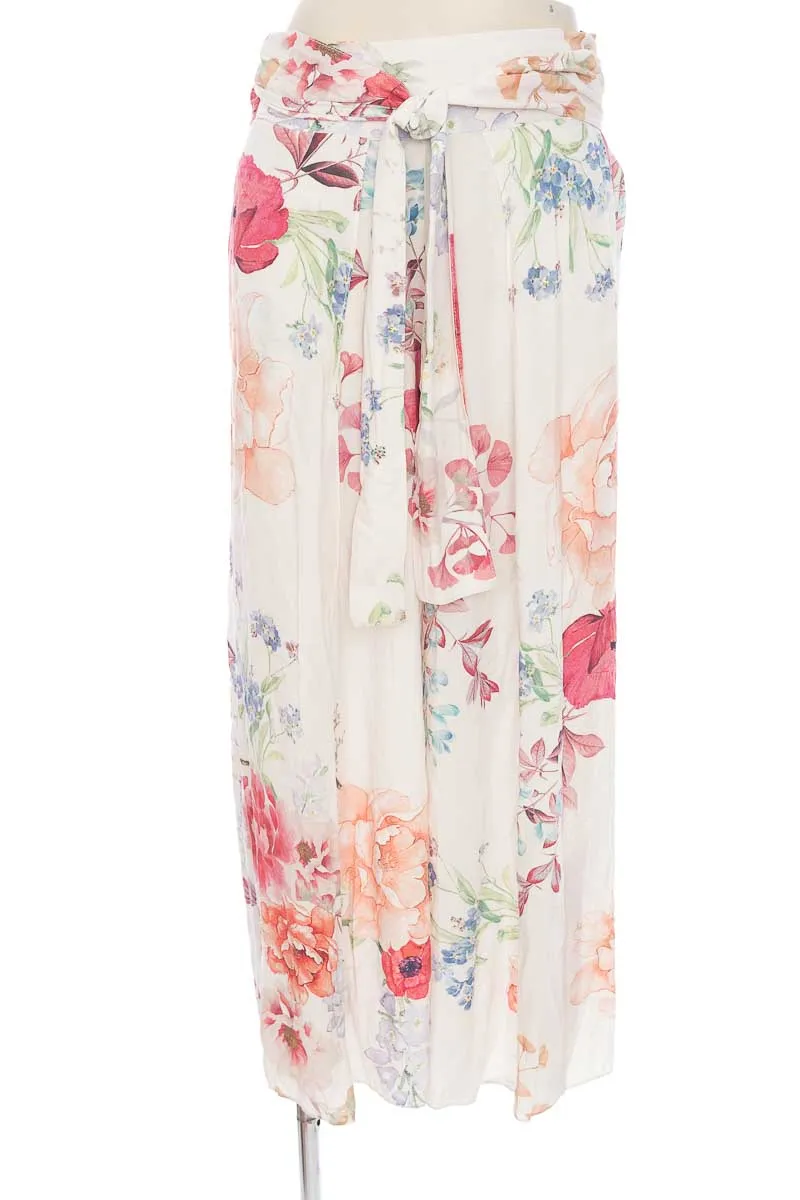 PANTALóN COLOR BEIGE  ESPECIA