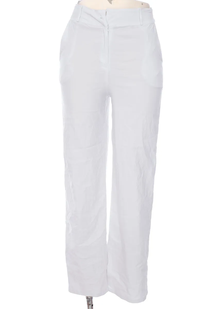 PANTALóN COLOR BLANCO  CLOSEANDO