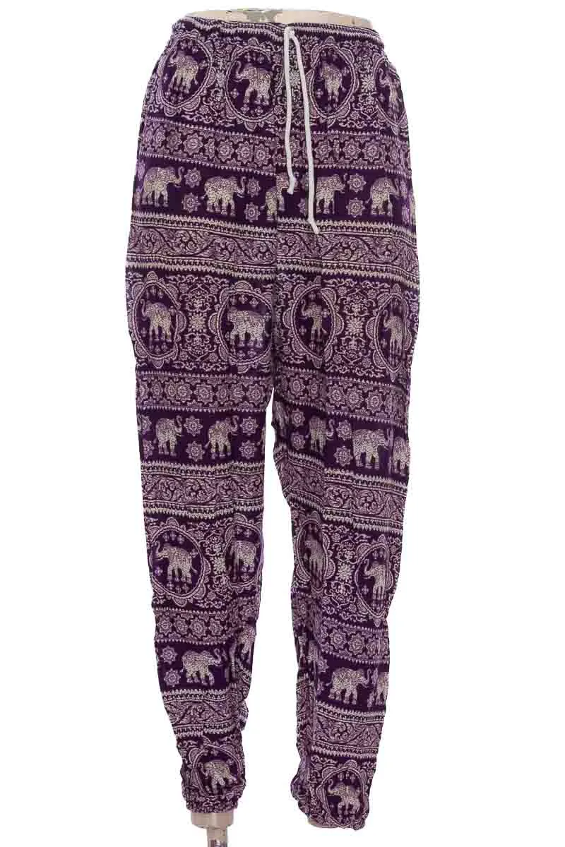 PANTALóN COLOR MORADO  CLOSEANDO