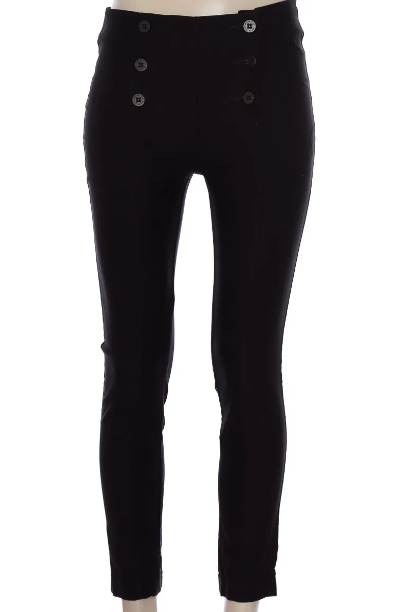 PANTALóN COLOR NEGRO  COCO