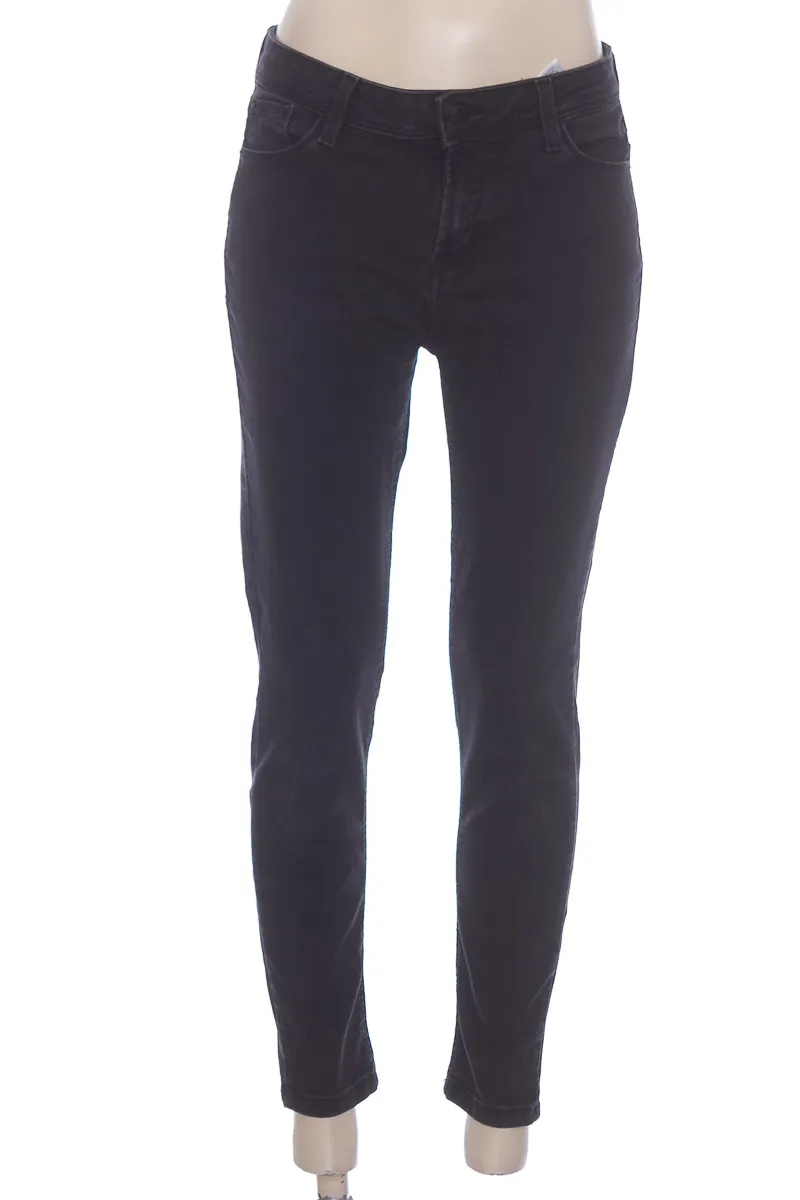 PANTALóN COLOR NEGRO  KENSIE