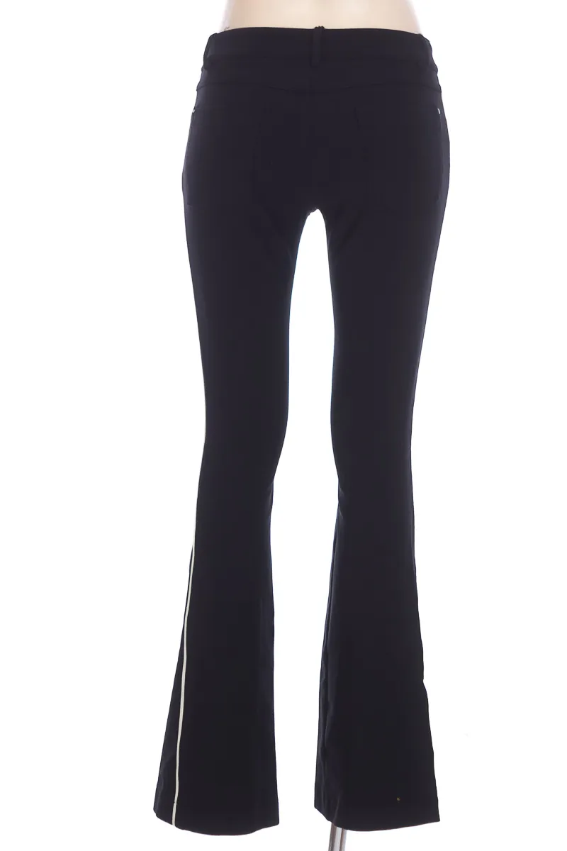 PANTALóN COLOR NEGRO  MORINA