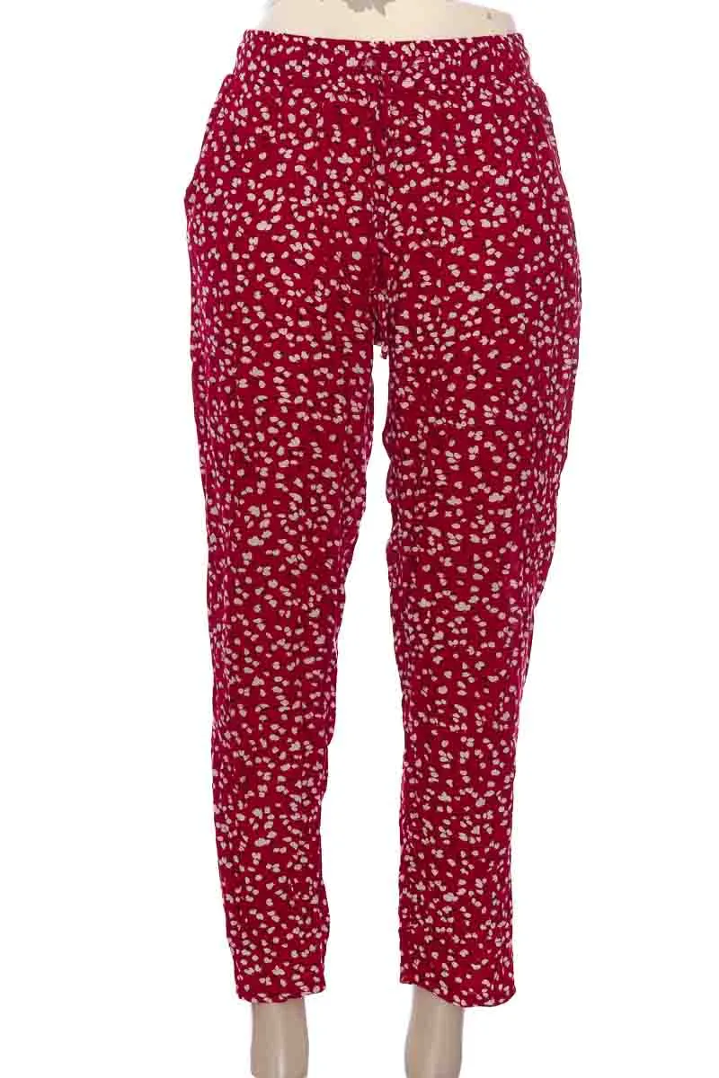 PANTALóN COLOR ROJO  CLOSEANDO