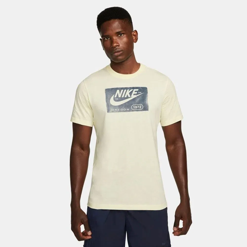 Polera Running Hombre Nike Sportswear Circa Blanca