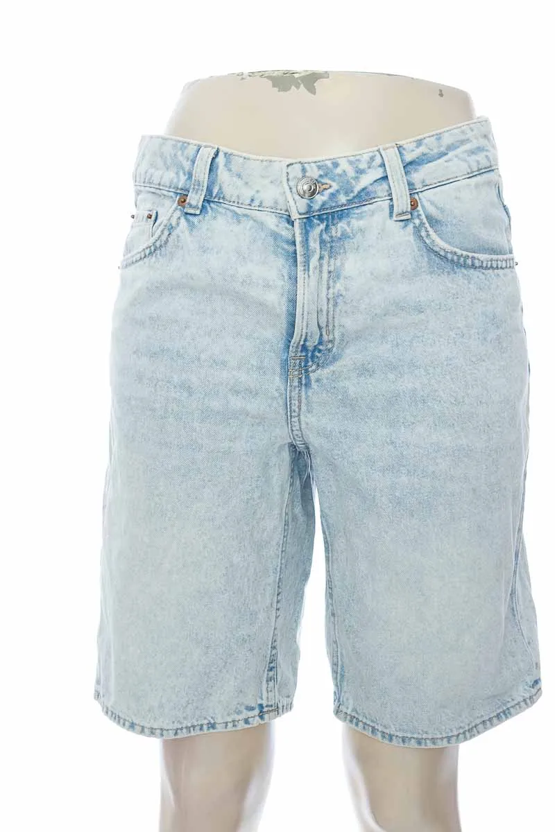SHORT COLOR AZUL  DIVIDED BY H&AMP;M