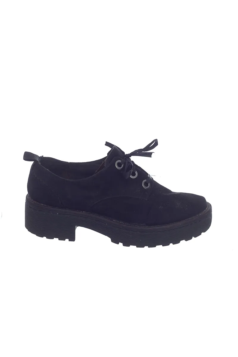 ZAPATOS COLOR NEGRO  STRADIVARIUS